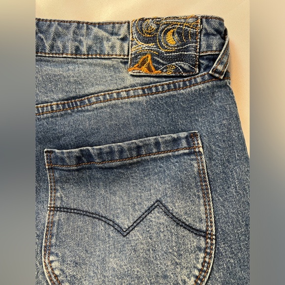 CLEO + WOLF Jeans - Picture 5 of 13